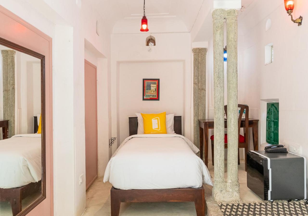 Отель Bloom Boutique - Chelon Haveli Джапур Экстерьер фото